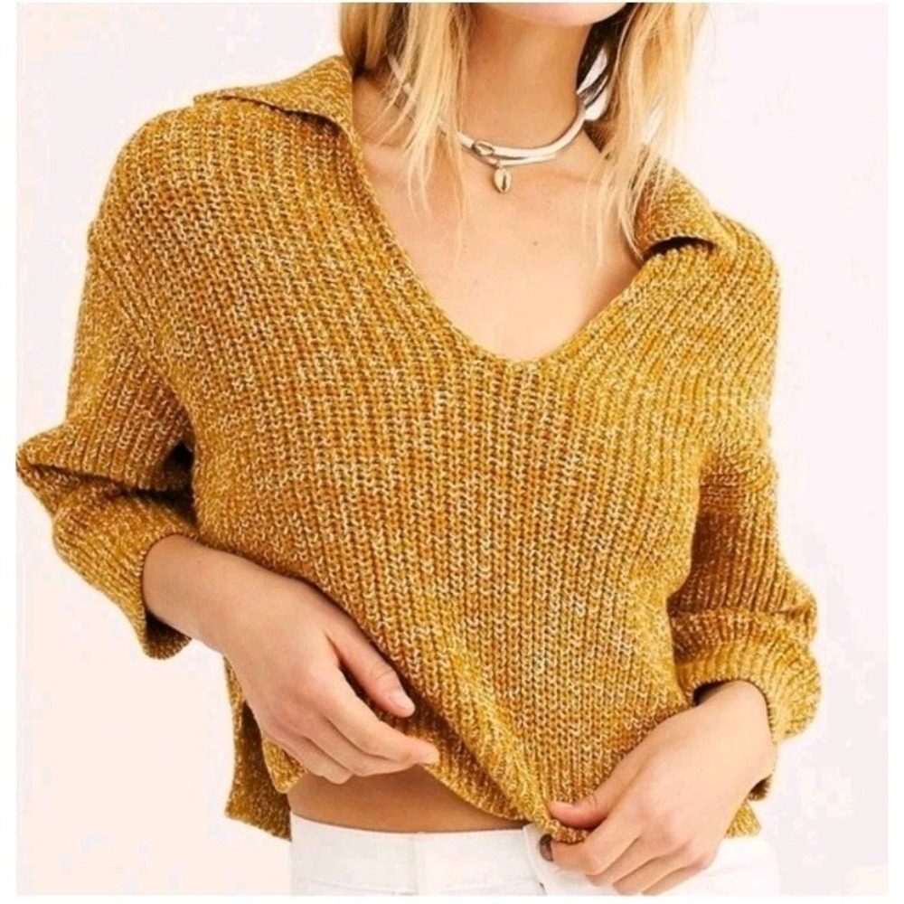 Free People Love This City Sweater V Neck Cropped Collar Yellow Gold Size XS